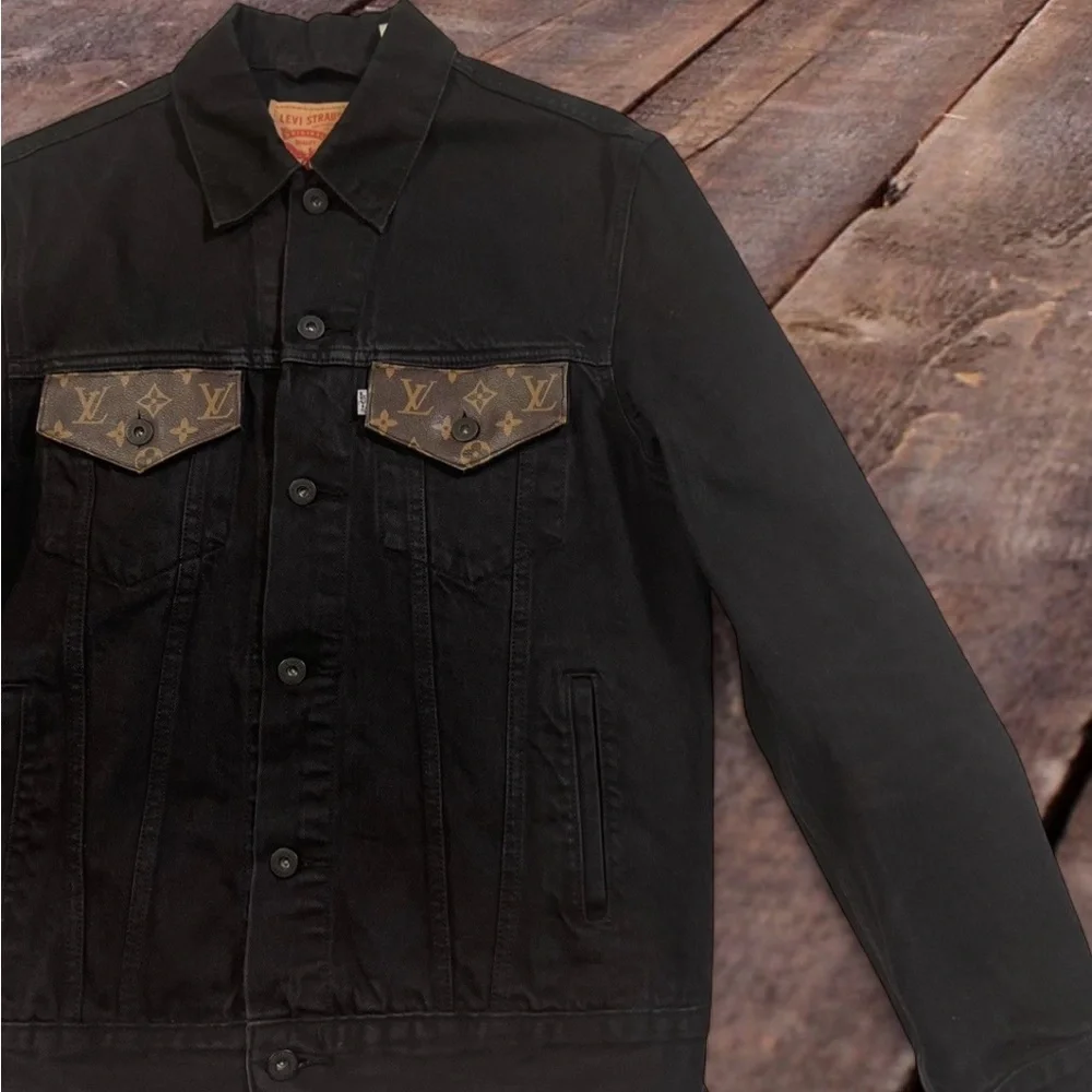 LEVIS Custom Made with Authentic Louis Vuitton Canvas Denim Jacket - Picture 2 of 7